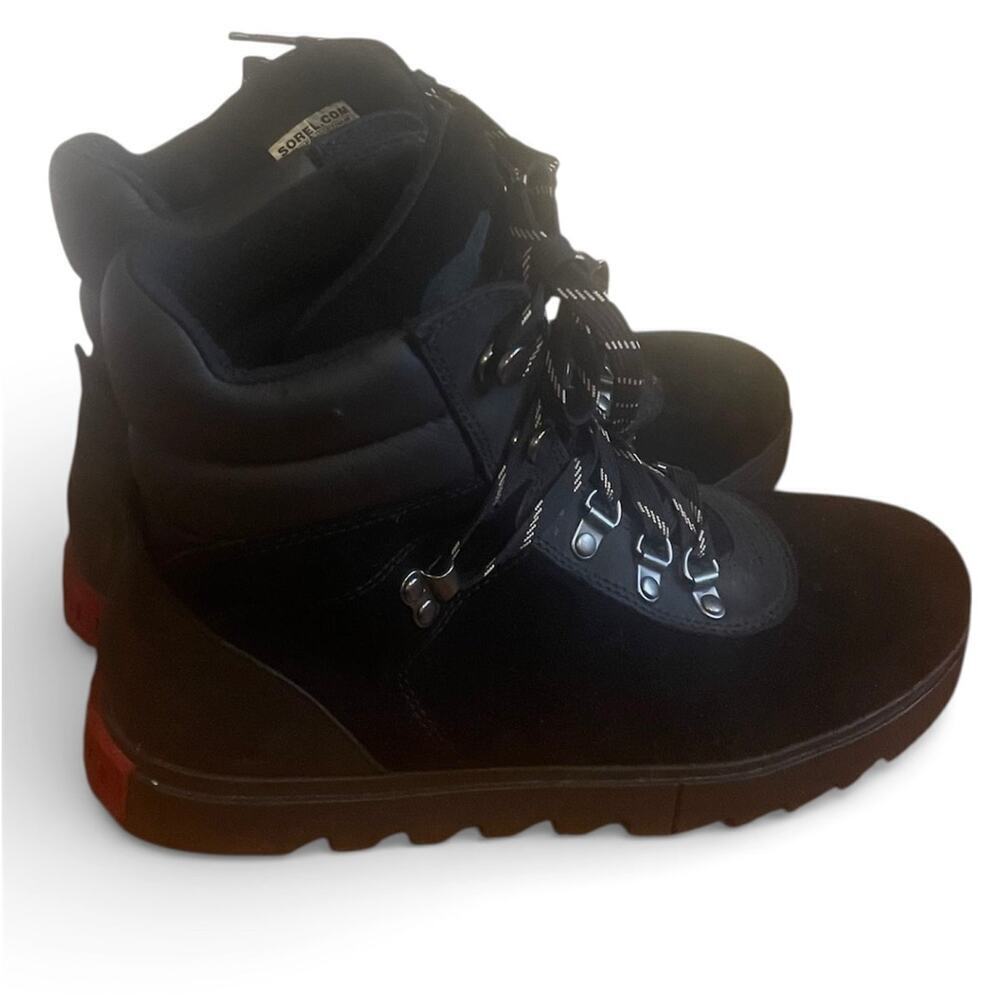 Sorel Joan of arctic hiker boot